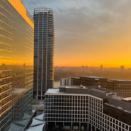 Apartamento Eurovea Tower River View Down Town Bratislava