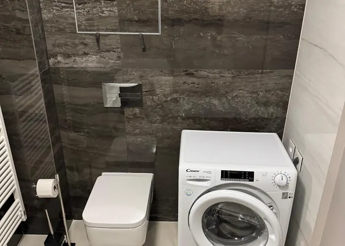 Eurovea Tower River View Down Town 아파트